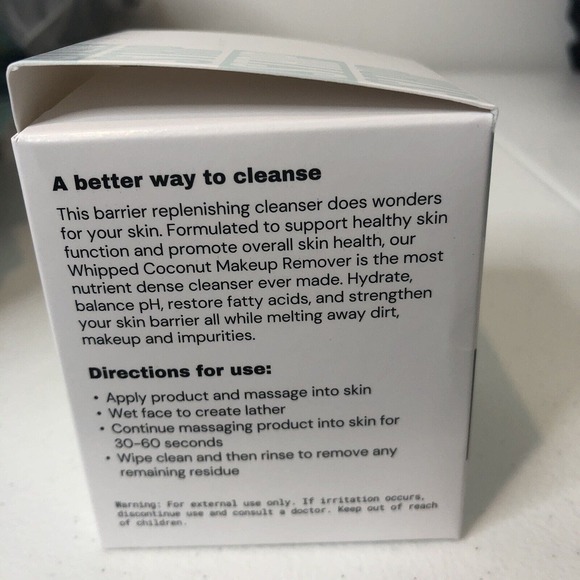 Strip Makeup New in Box Whipped Coconut Makeup Remover 3.4floz./100mls - Picture 2 of 5